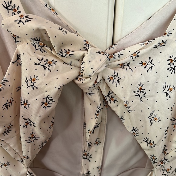 SIENNA SKY💫Women’s Cream Floral Button Front Lightweight Wide Leg Jumpsuit - Picture 11 of 13